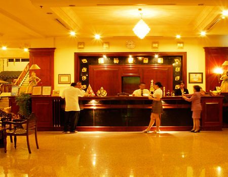 Satelit Hotel สุราบายา ภายนอก รูปภาพ