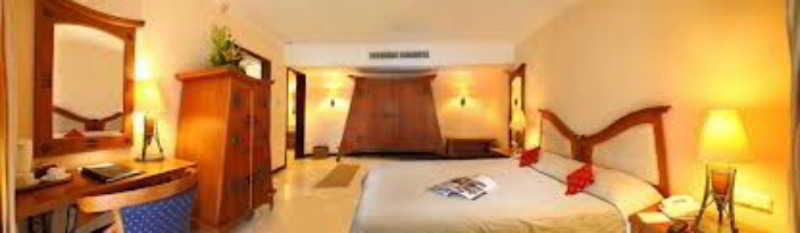 Satelit Hotel สุราบายา ภายนอก รูปภาพ