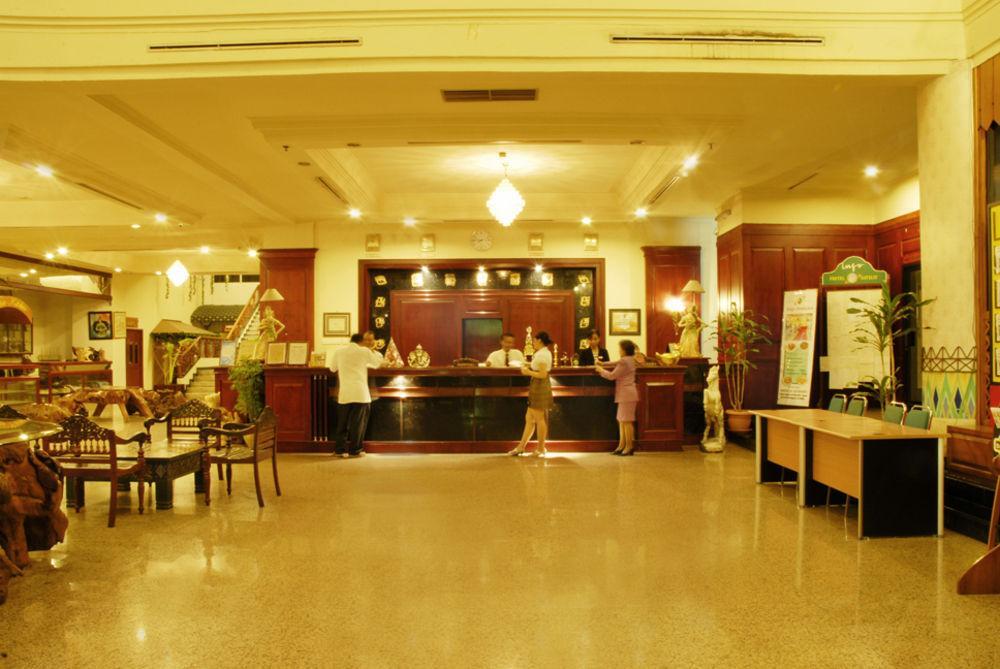 Satelit Hotel สุราบายา ภายนอก รูปภาพ